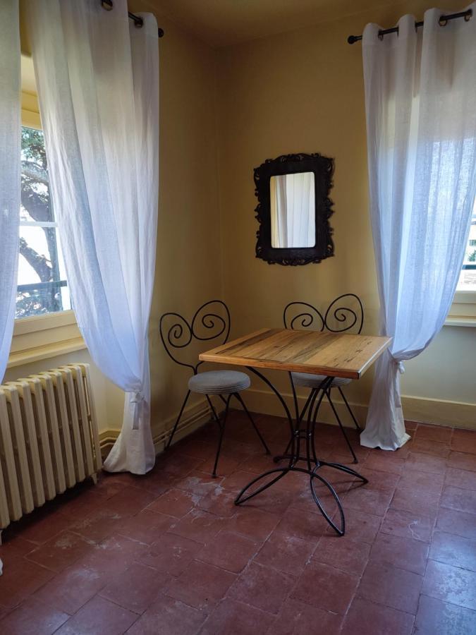 Bed and Breakfast Les Jardins De La Fontaine Alès Zewnętrze zdjęcie